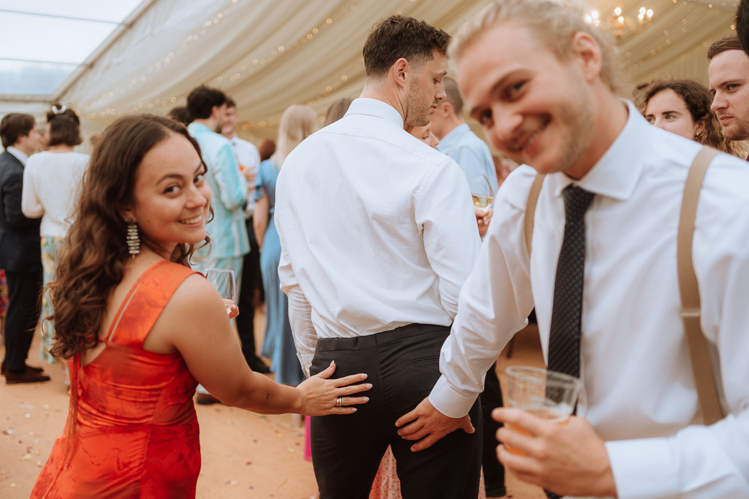 FAMILY HOME FARM WEDDING PHOTOGRAPHY LLANTWIT MAJOR 035 FAMILY HOME FARM WEDDING PHOTOGRAPHY LLANTWIT MAJOR 035